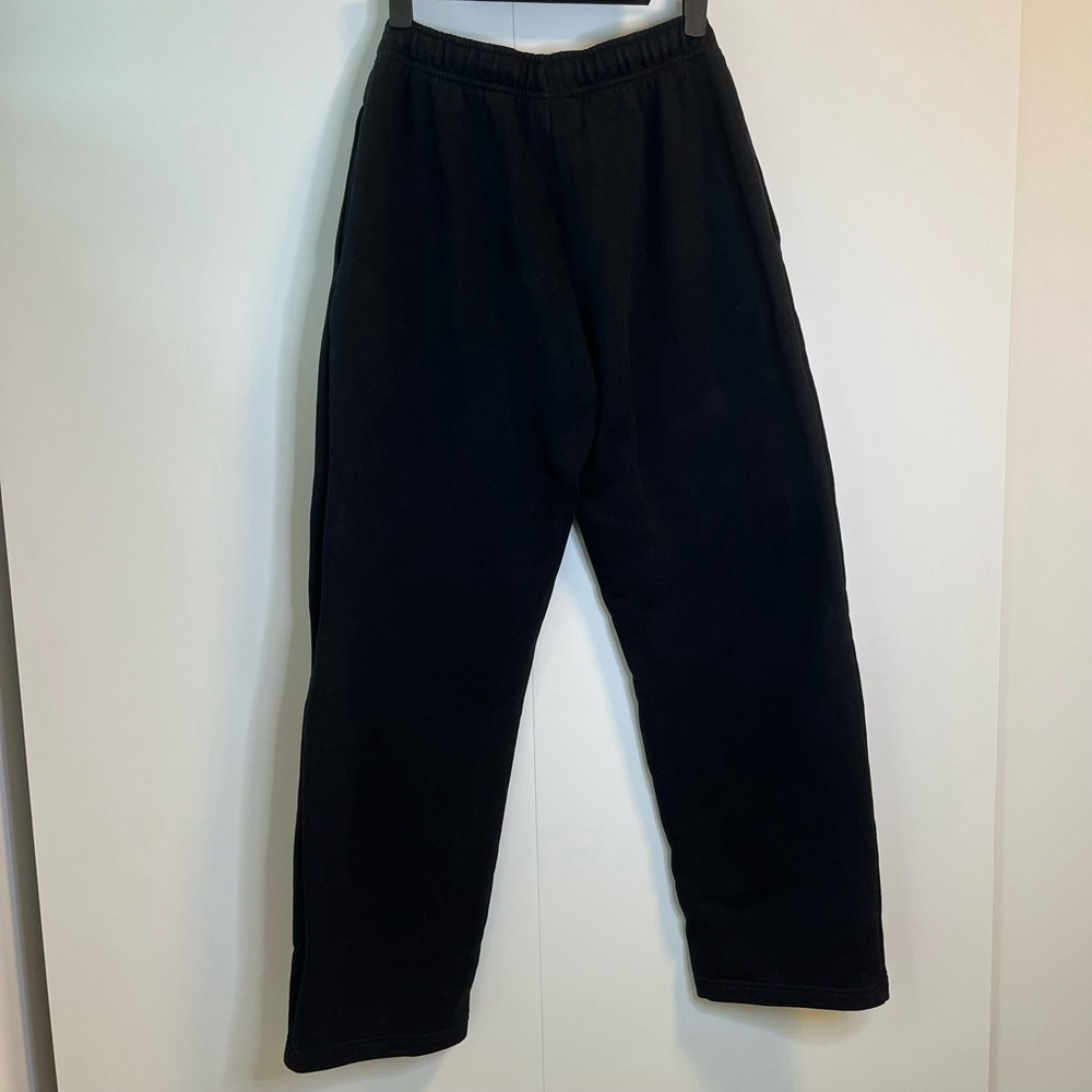 Aritzia Sweatfleece Cozy Fleece Sweatpants Boyfriend Fit Straight Leg Black XS - Picture 12 of 17